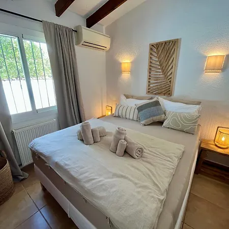 Holiday home Sunset Moraira Mit Eigenem Pool, Strandnaehe, Klimaanlage, Heizung, Outdoor-kueche, Grill